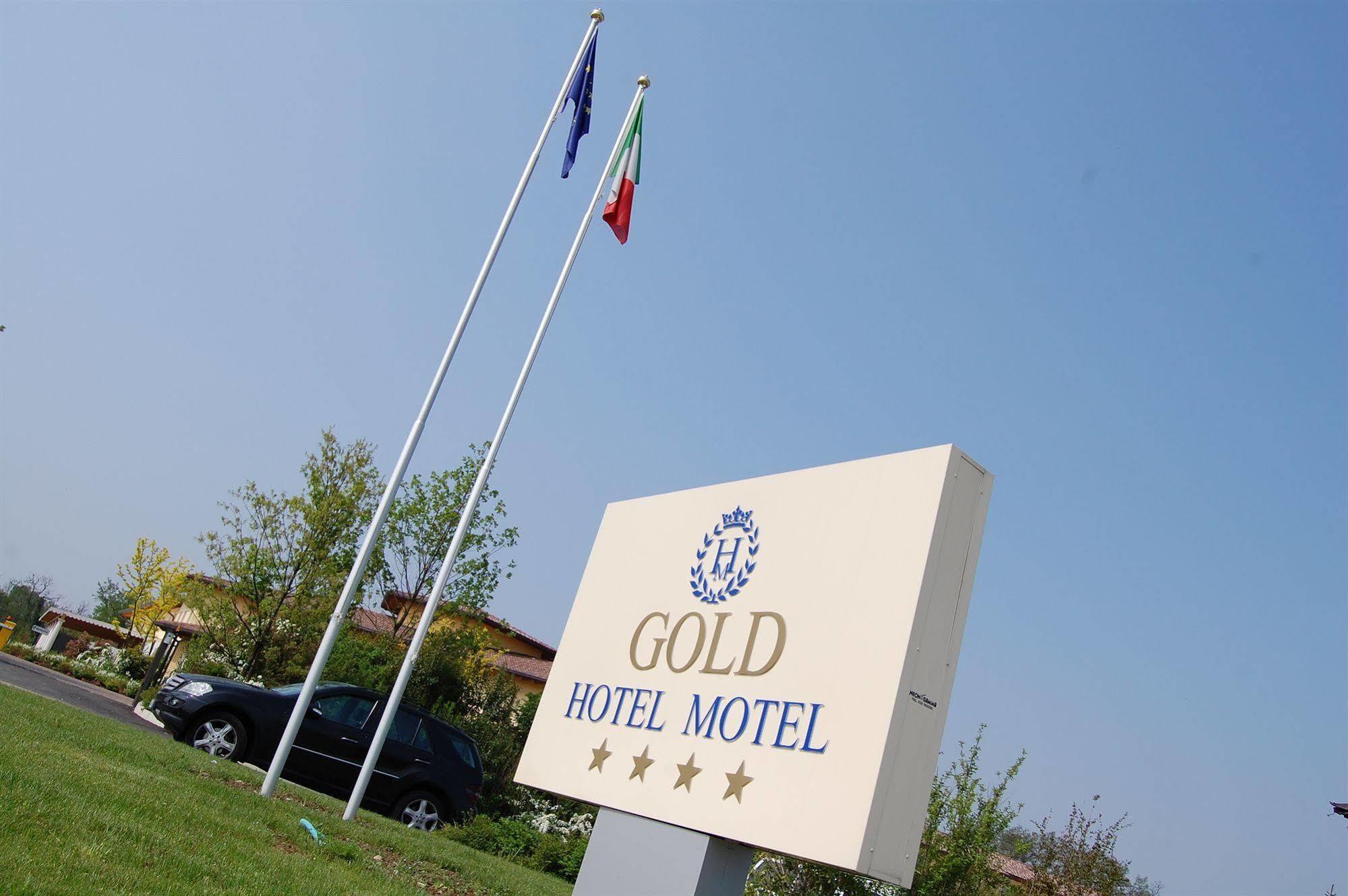 Hotel Motel Gold Calcinate Zewnętrze zdjęcie